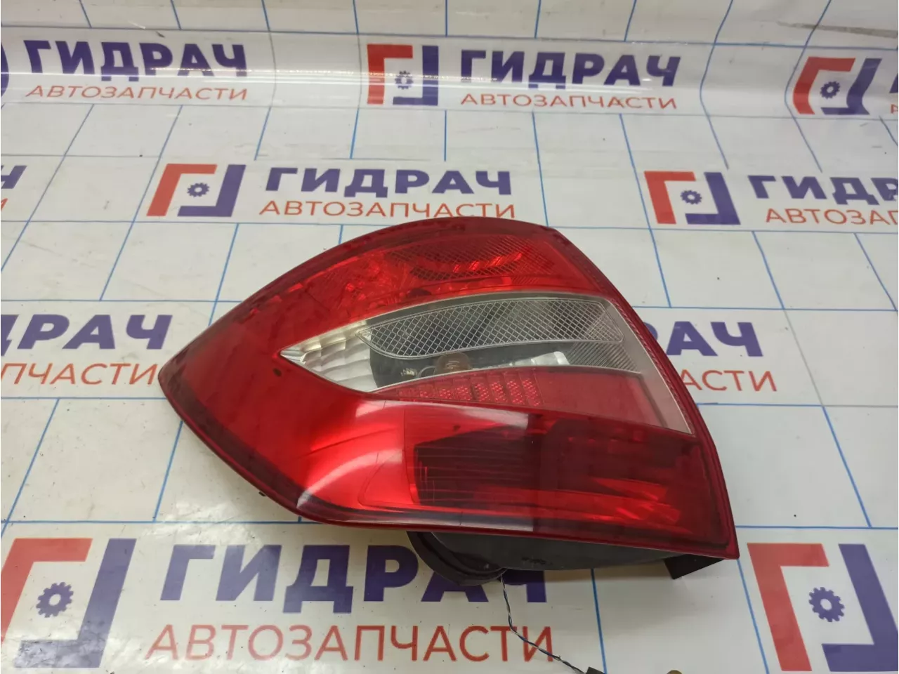 Фонарь задний левый Lada Granta 21903716011